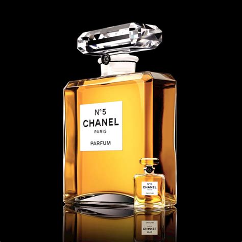 chanel grand extrait parfum|Chanel no 5 biggest bottle.